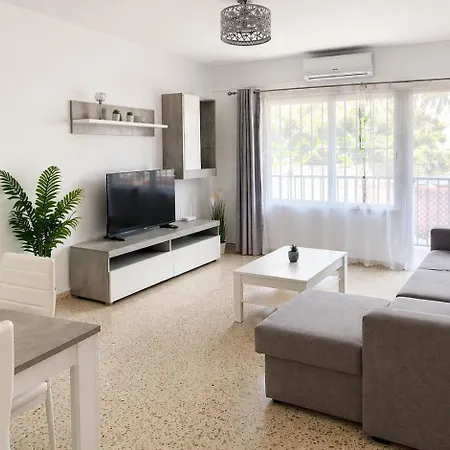 Niñas Apartamento Nerja